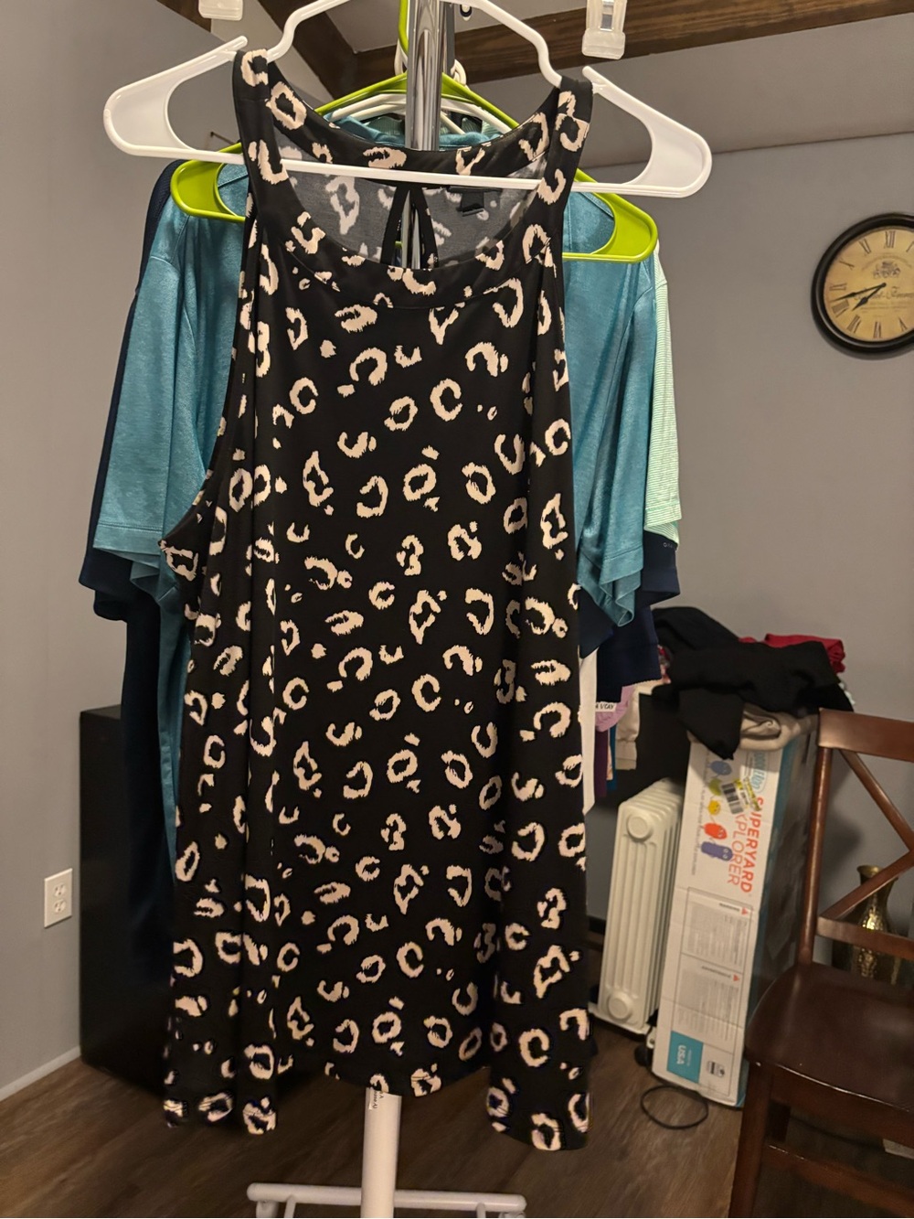 TORRID Leopard Print blouse Size 2 Like New